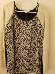 Black and gold long sleeve maternity shirt